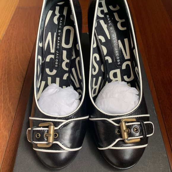 New in Box Marc by Marc Jacobs MMJ Heel Pump - Picture 1 of 3